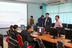 20240213101455.jpg - อบรมให้ความรู้เกี่ยวกับอุปกรณ์ไอที assessment & security สำหรับเจ้าหน้าที่สารสนเทศของมหาวิทยาลัยการกีฬาแห่งชาติ | https://cmiss.ac.th