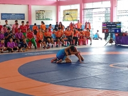20250723163831.jpg - นายจตุพัดตร์ แก้วทาสี ปฏิบัติหน้าที่แทนผู้อำนวยการโรงเรียนกีฬาจังหวัดเชียงใหม่  ได้รับมอบหมายจากอธิการบดีมหาวิทยาลัยการกีฬาแห่งชาติ เป็นประธานสนามมวยปล้ำ ภาคเช้า | https://cmiss.ac.th