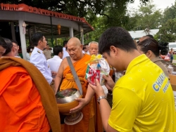 20250729082959(3).jpg - พิธีเฉลิมพระเกียรติพระบาทสมเด็จพระเจ้าอยู่หัว เนื่องในโอกาสวันเฉลิมพระชนพรรษา 28 กรกฎาคม 2568  | https://cmiss.ac.th