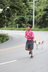 20250806155735(2).jpg - กิจกรรมสืบสานประเพณี เดิน-วิ่ง วัดพระธาตุดอยสุเทพ | https://cmiss.ac.th