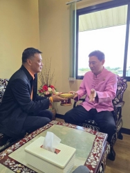 20251016171730(1).jpg - เข้ามอบดอกไม้  นายพิชัย เลิศพงศ์อดิศร นายกองค์การบริหารส่วนจังหวัดเชียงใหม่ | https://cmiss.ac.th