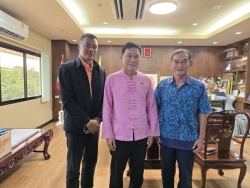20251016171730(3).jpg - เข้ามอบดอกไม้  นายพิชัย เลิศพงศ์อดิศร นายกองค์การบริหารส่วนจังหวัดเชียงใหม่ | https://cmiss.ac.th