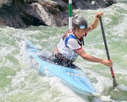 20260309100548(3).jpg - ขอแสดงความยินดีอย่างยิ่งกับนักกีฬาเรือพาย คว้าเหรียญรางวัลจากการแข่งขันกีฬาระดับนานาชาติ | https://cmiss.ac.th