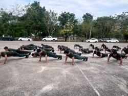 20260508133706.jpg - การฝึกทบทวนผู้กำกับนักศึกษาวิชาทหาร ผู้ช่วยผู้กำกับนักศึกษาวิชาทหาร และการฝึกอบรมนักศึกษาวิชาทหารบังคับบัญชา ประจำปีการศึกษา 2569  | https://cmiss.ac.th